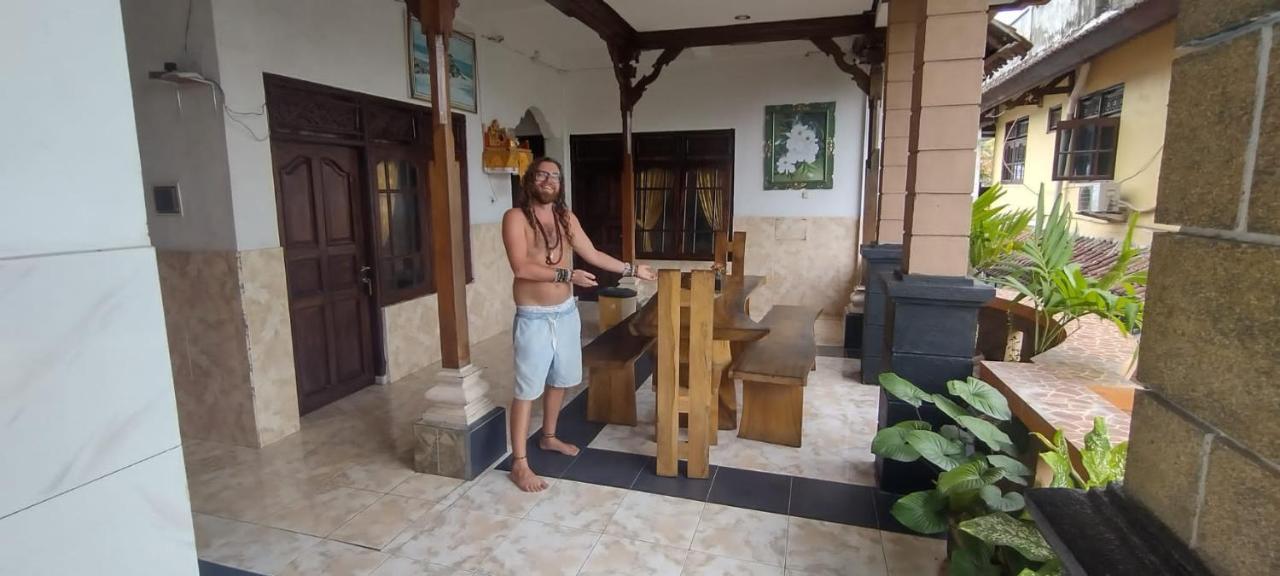 Harmony 2* Padangbai (Bali)