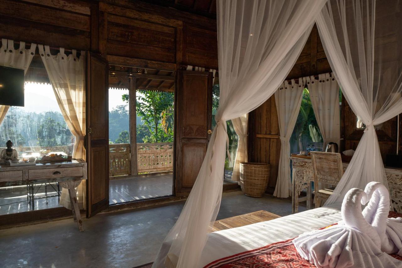 Umah Capung Sebatu Villa
