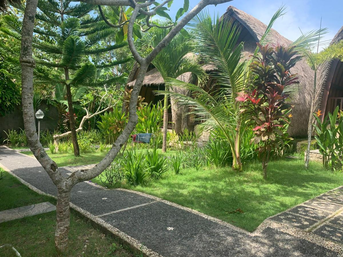 Jona Holiday park 4*