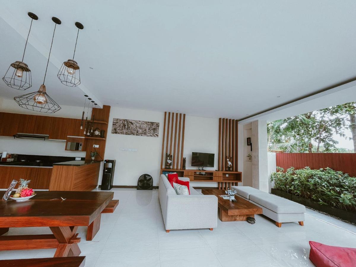 Sally Canggu (Bali)
