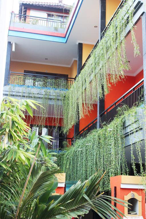 Wisma tamu Rena Segara House Kuta Kuta (Bali)