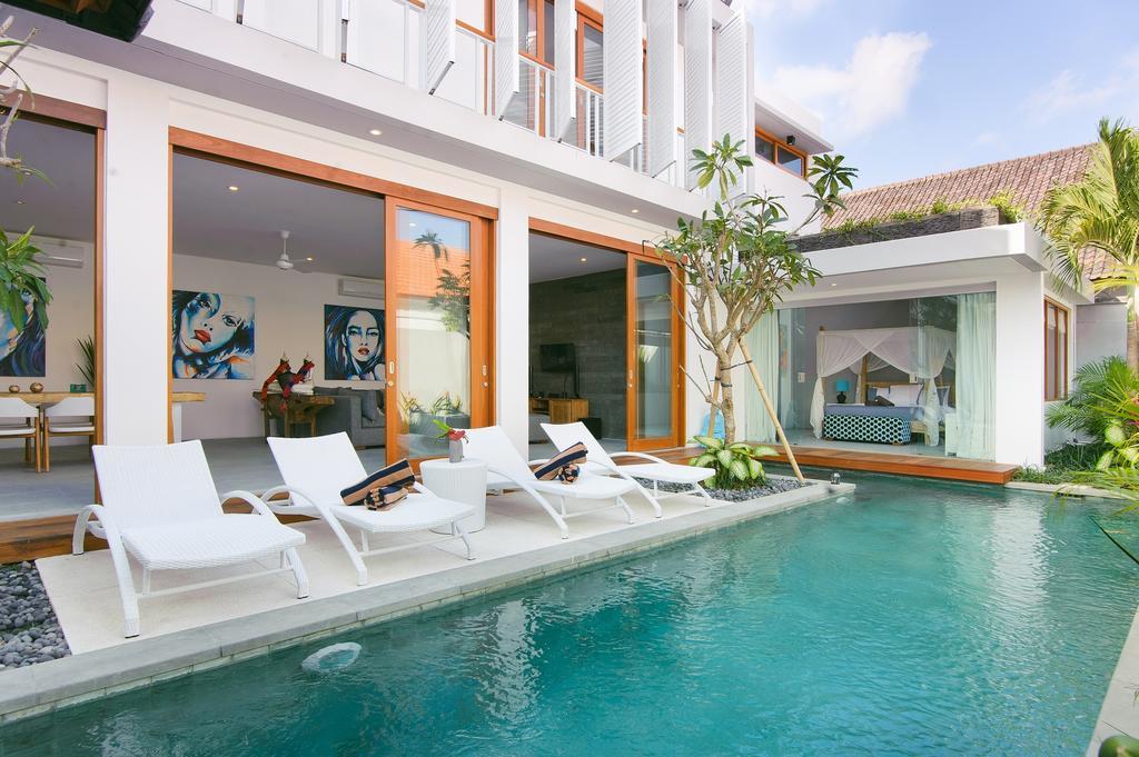 Azure Villa Seminyak (Bali)
