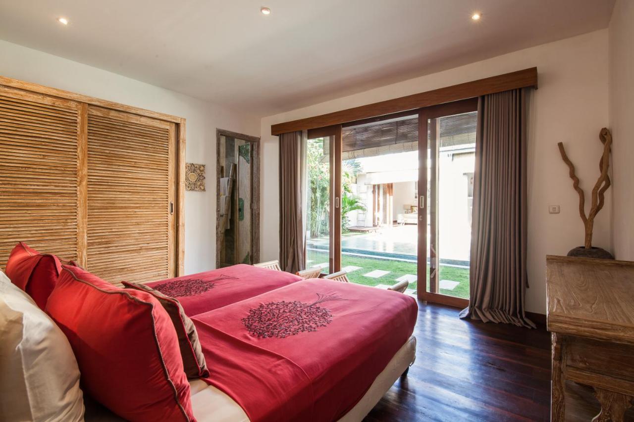 Lovely 4br Private Pool With Sundeck! 10mins Ride To Villa *