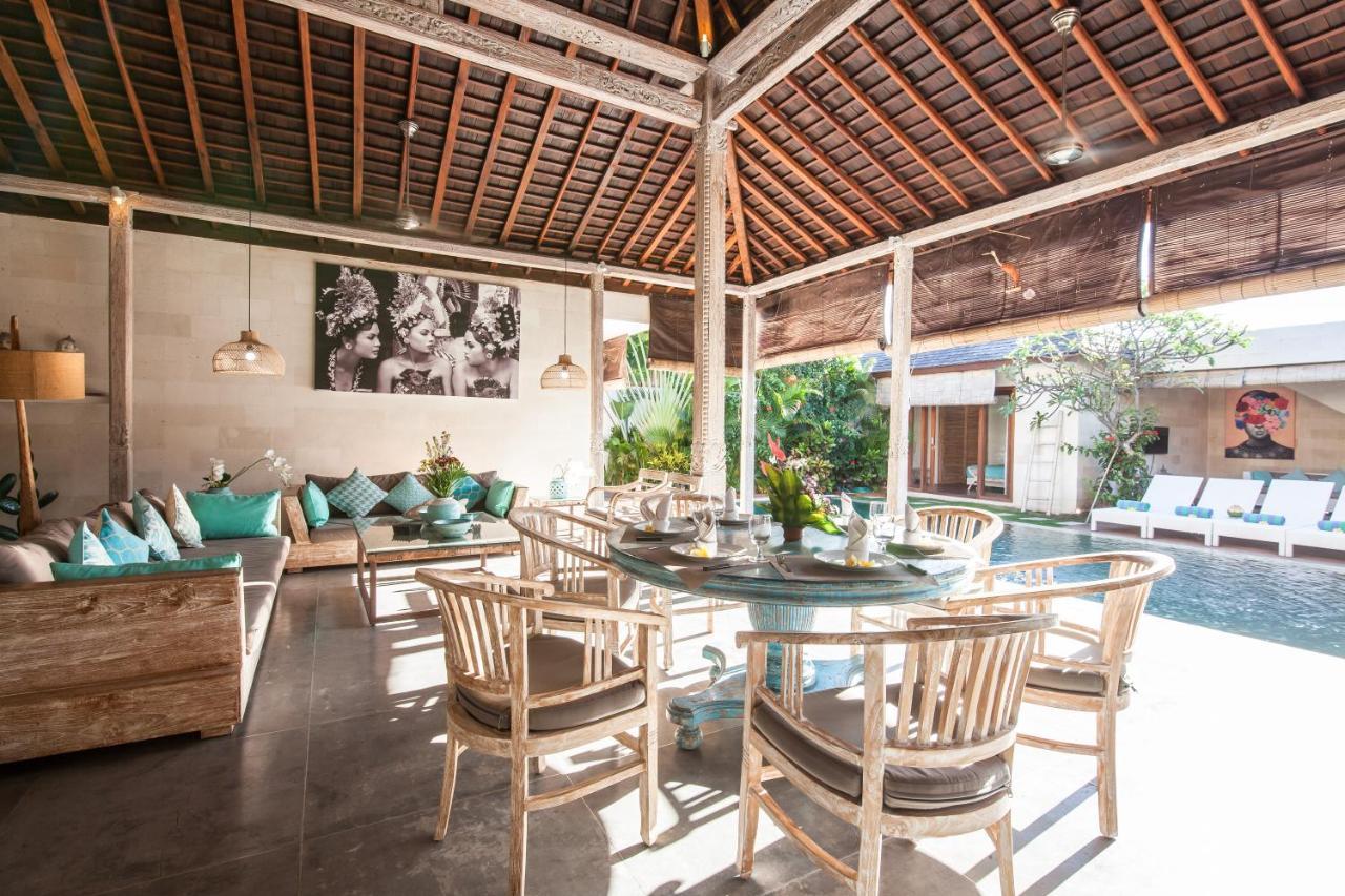 Villa Lovely 4br Private Pool With Sundeck! 10mins Ride To *