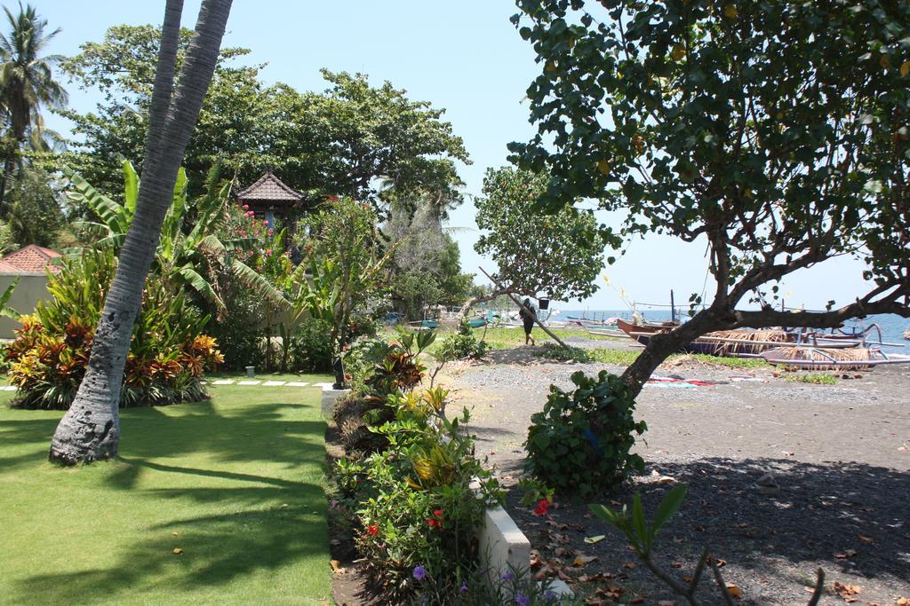 Villa Kembali