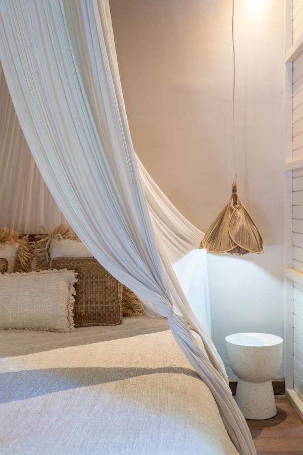 Castaway Villa *
