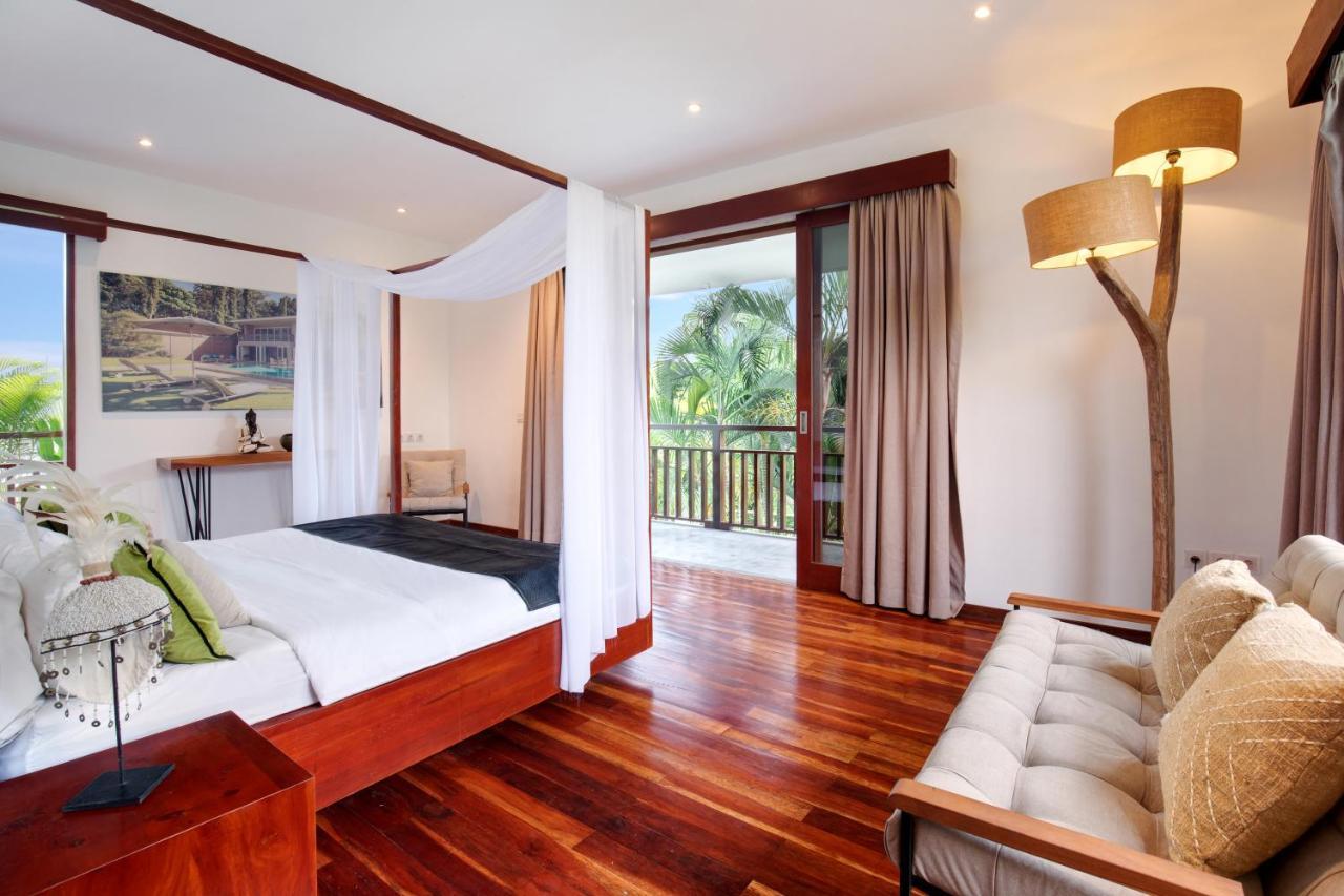 Think Know - Think Again! Stunning Large Luxxe 7bed Villa *
