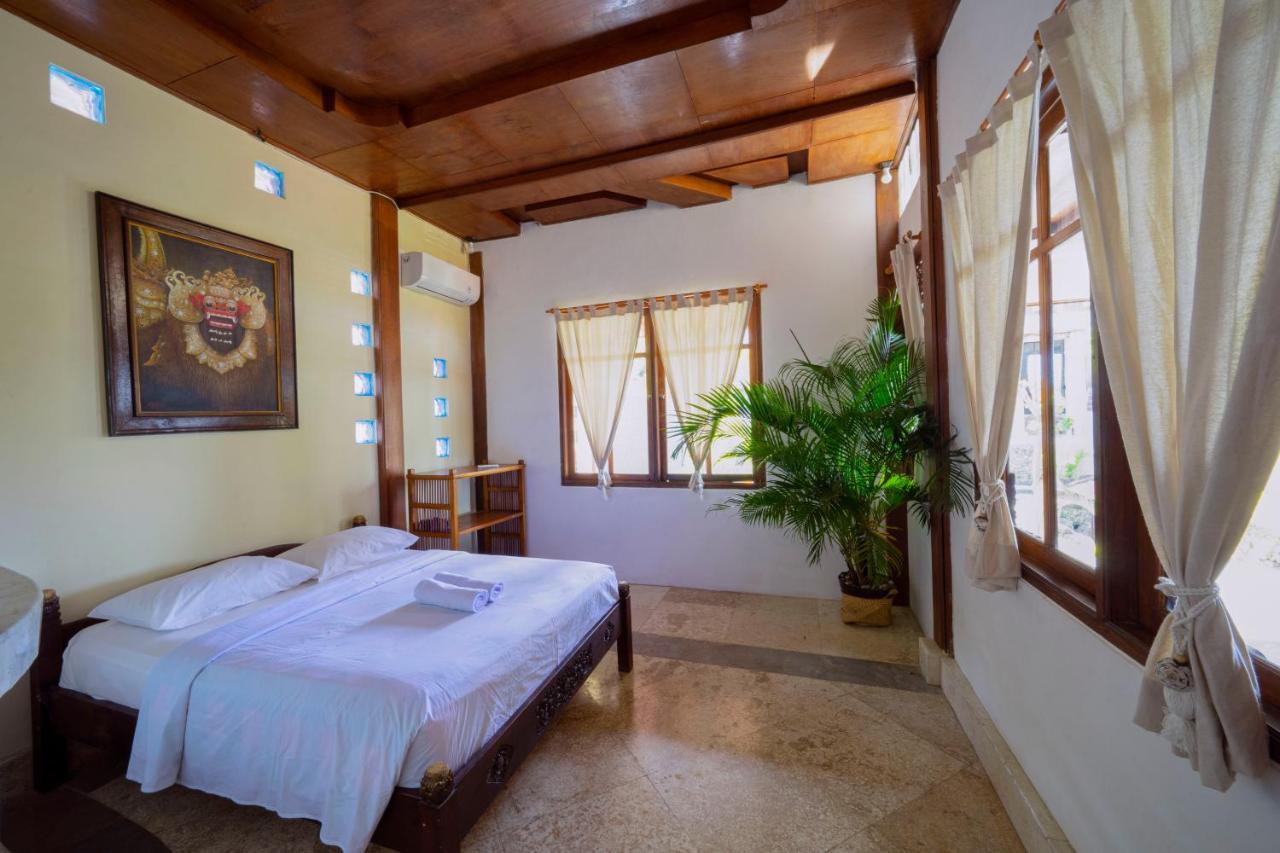 The Uluwatu Estate 3*