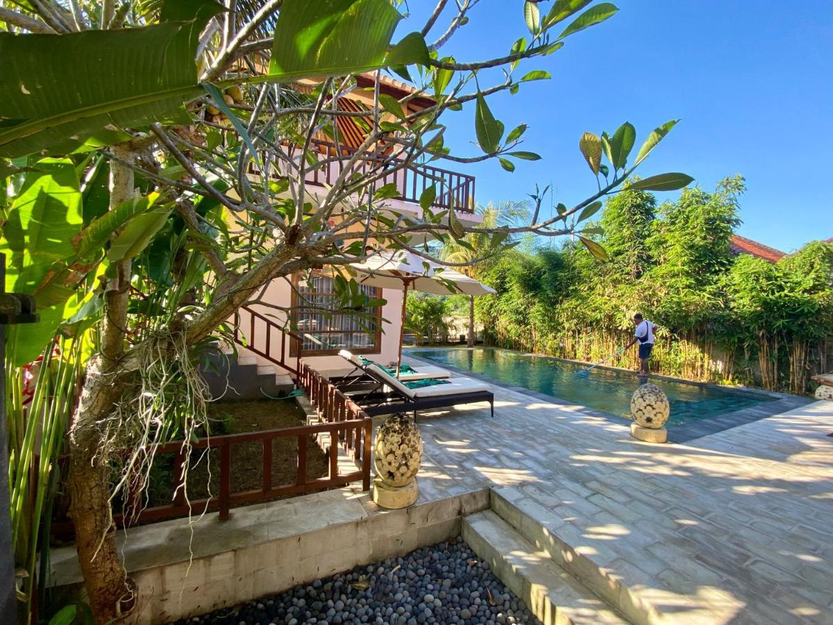 Light - Bali Villa *