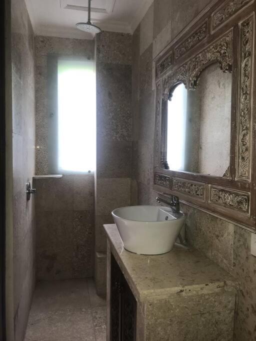Spacious Private Pool Apartment-beachside Apartment