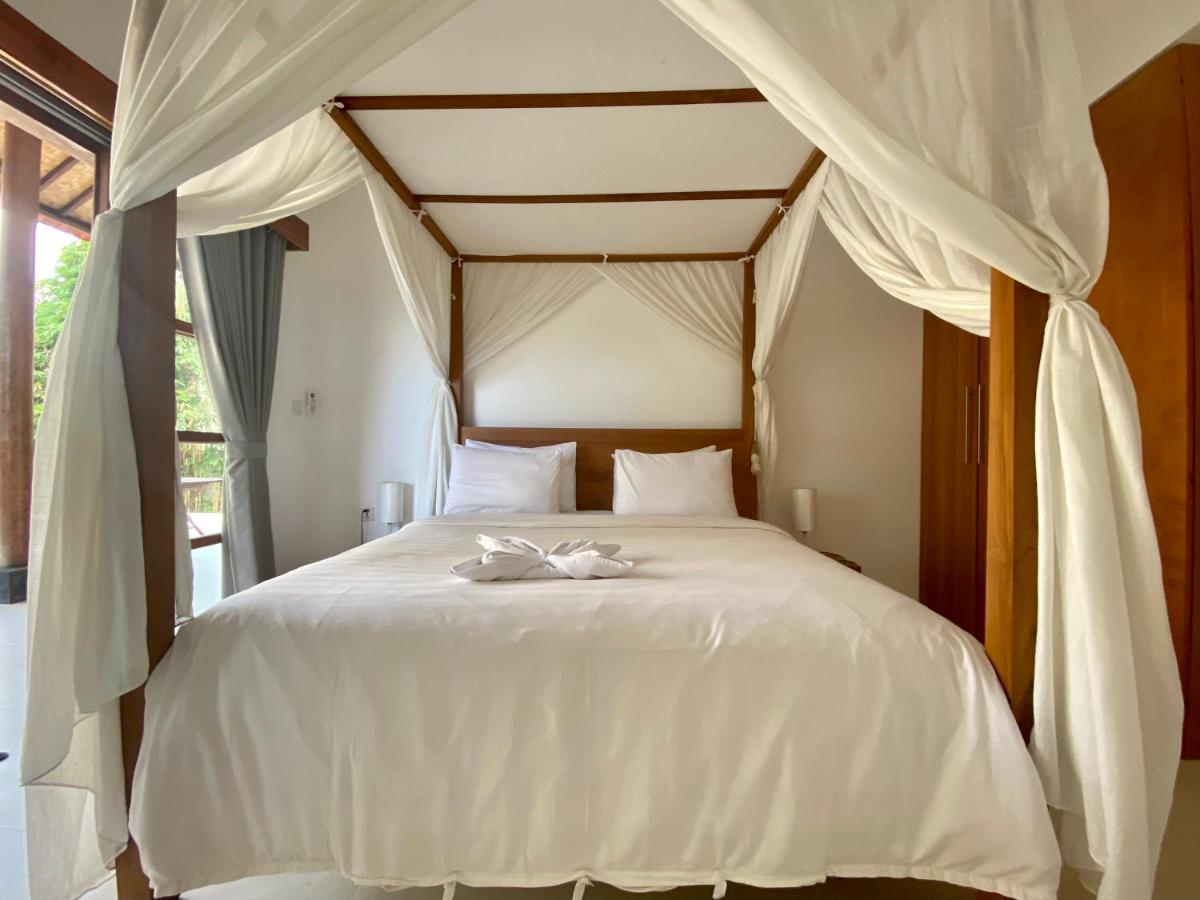 Light - Bali Villa
