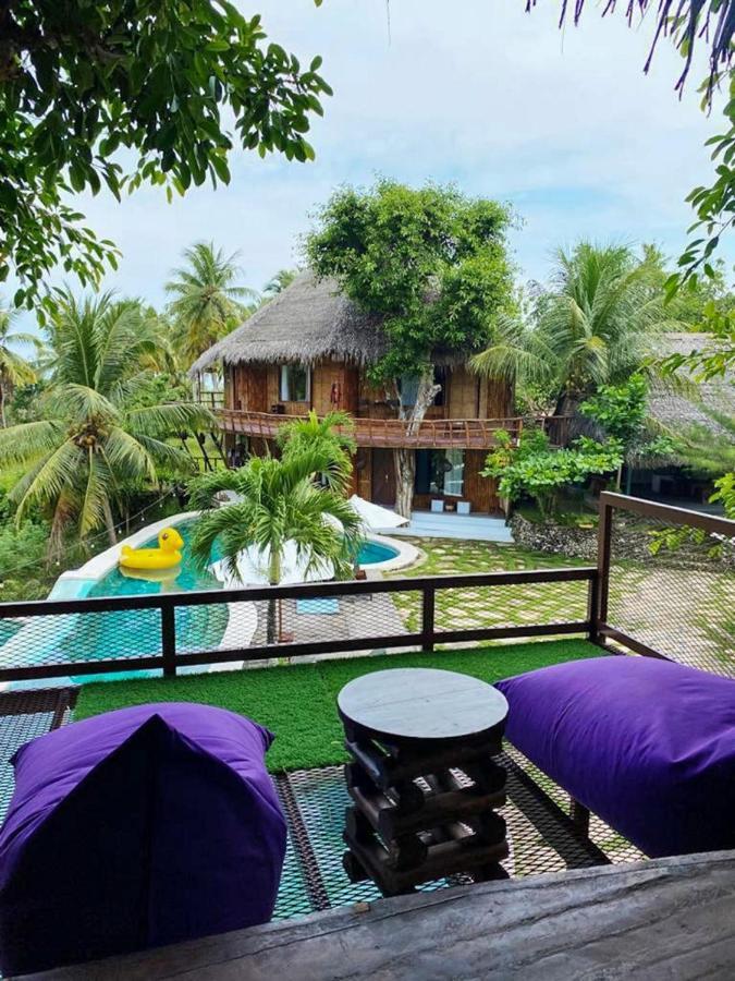 Gading Tree House * Batununggul