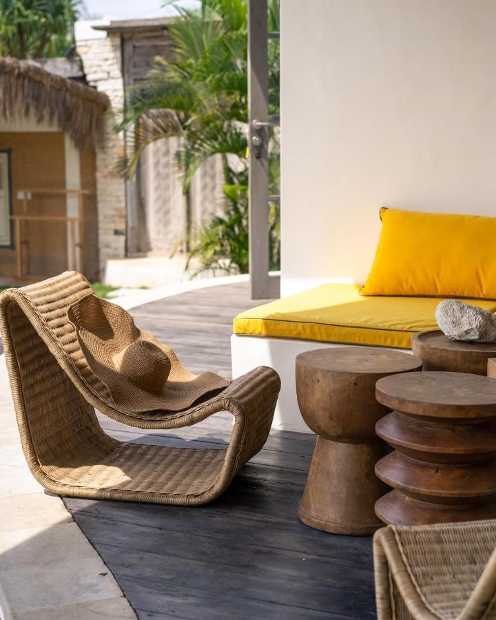 Katoni Lembongan *