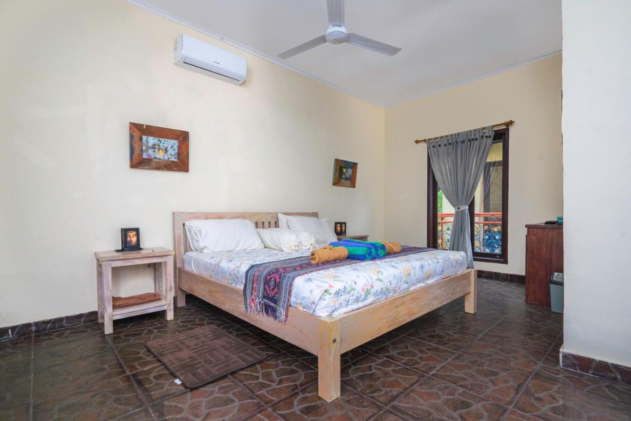 Lunar Dive Guest house