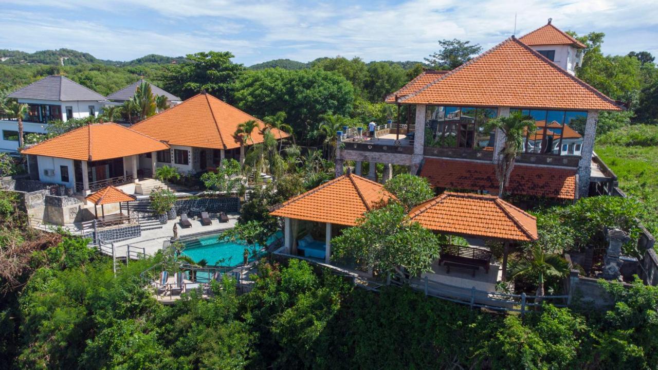 The Uluwatu Estate 3* Pecatu (Bali)