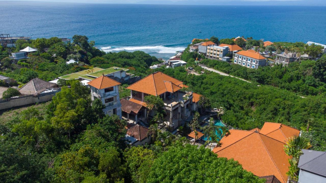 The Uluwatu Estate Holiday park Pecatu (Bali)