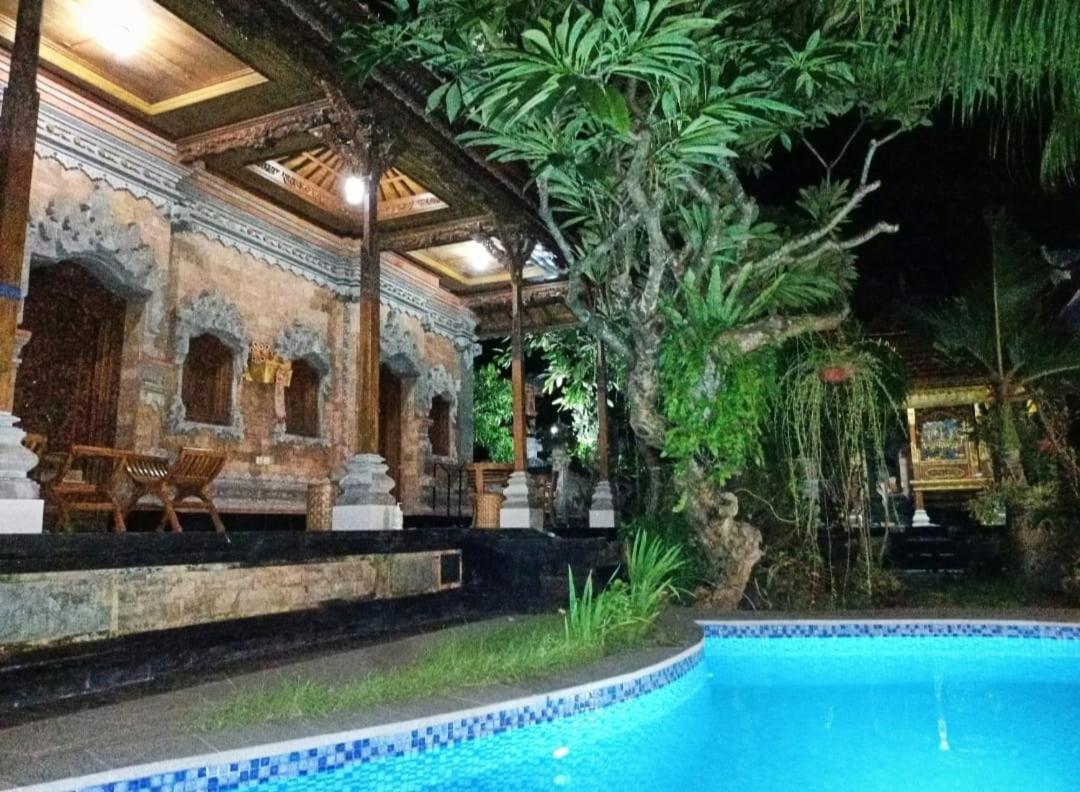 Palace Batununggul
