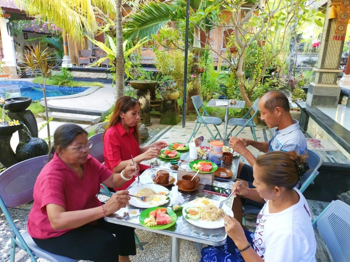 Homestay Palace *