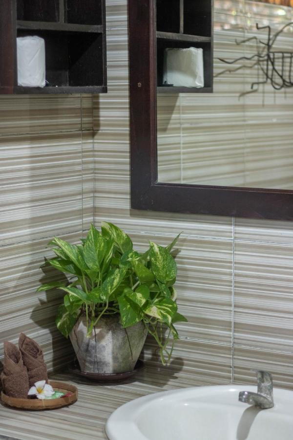 Giri Sari Bali