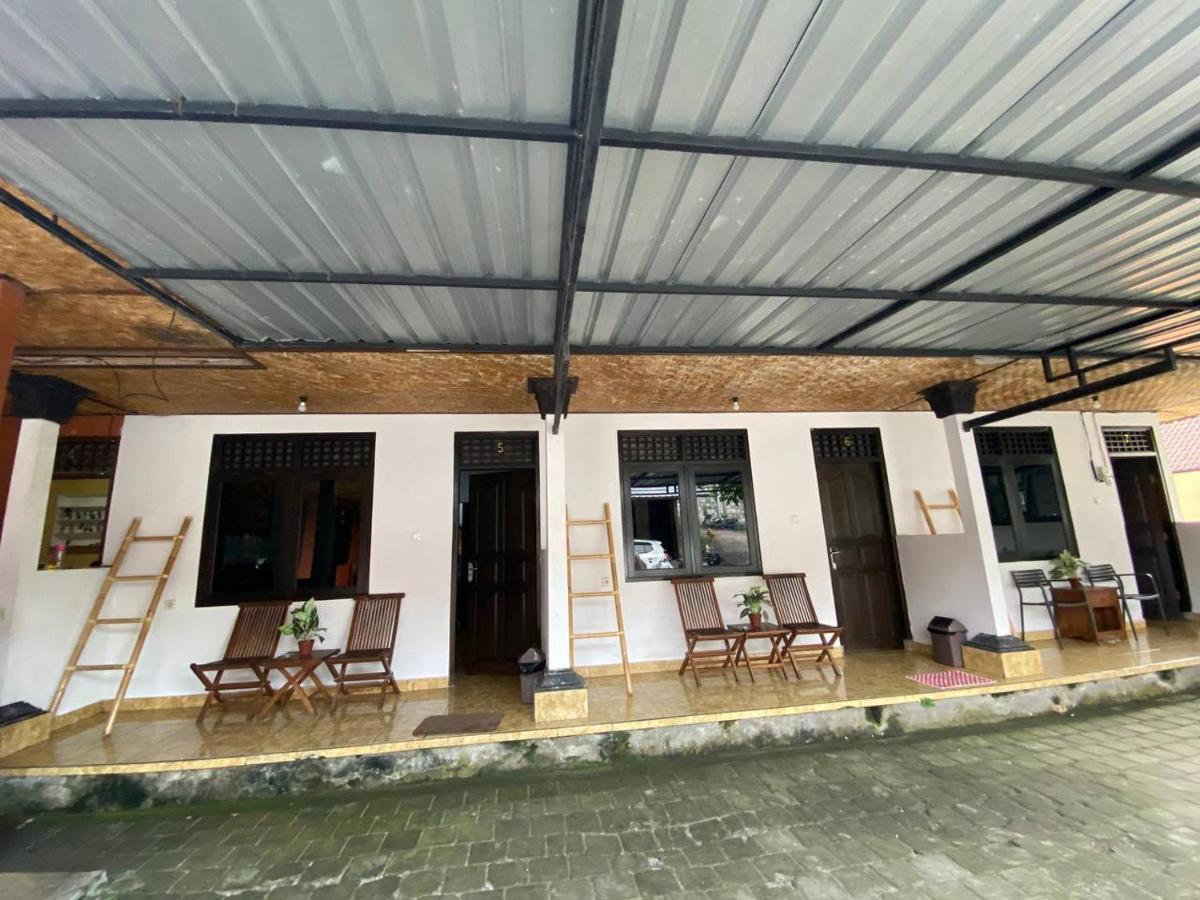 Padang-padang Sari Uluwatu (Bali)