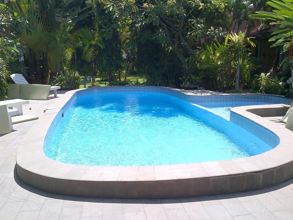 Adus Guest house