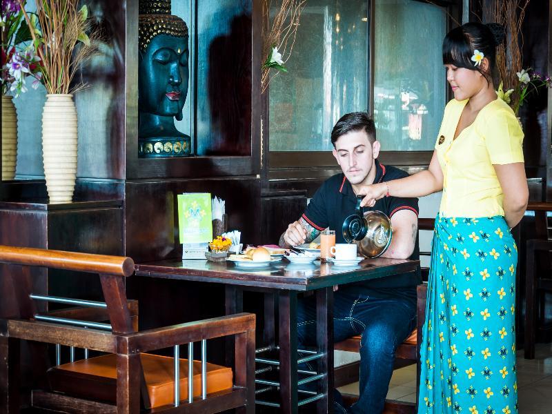 Melasti Kuta & Kuta (Bali)