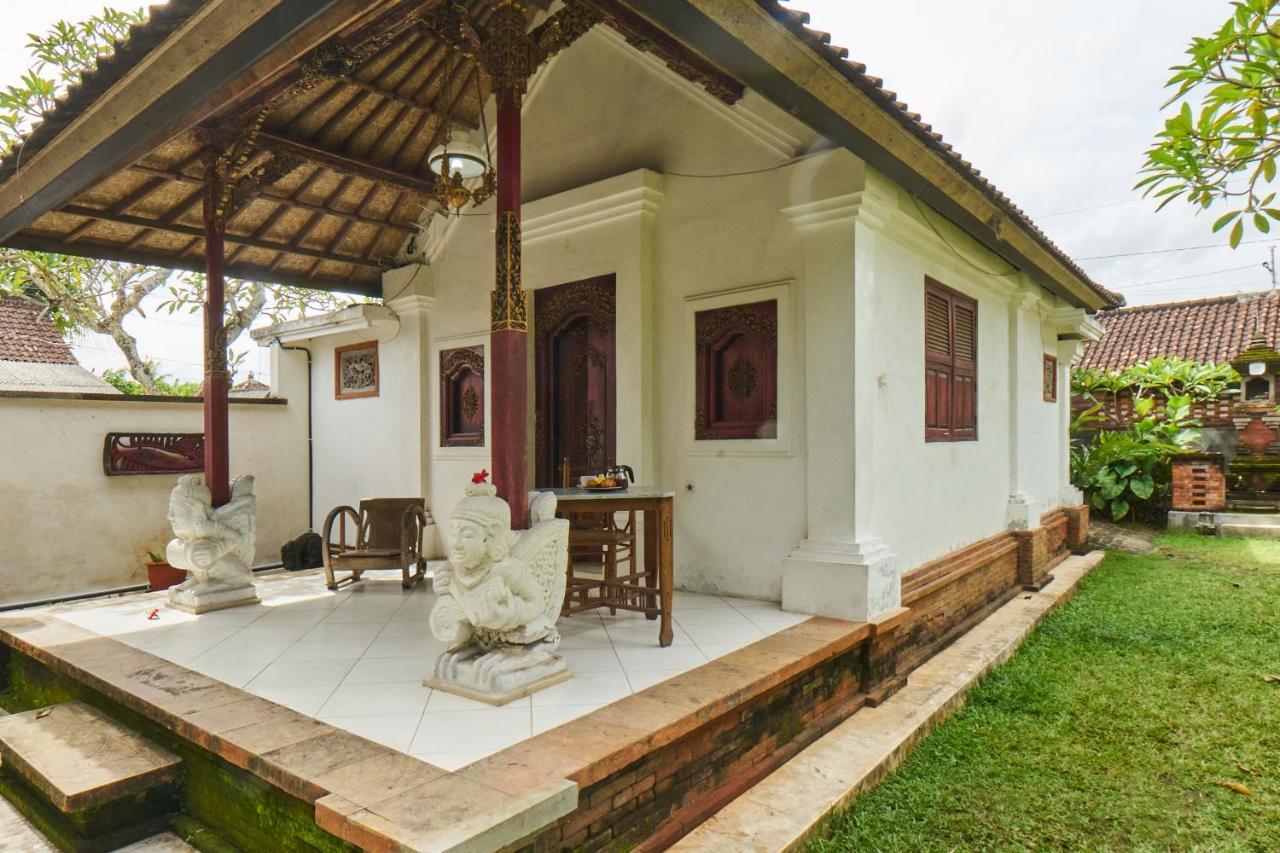 Rumah Paros & Gallery 3*