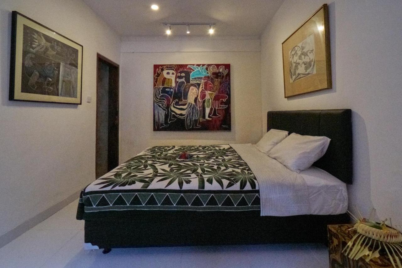 Rumah Paros & Gallery Guest house