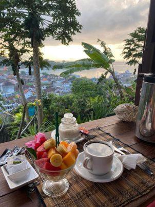 Manouria - Marcel Guest house *