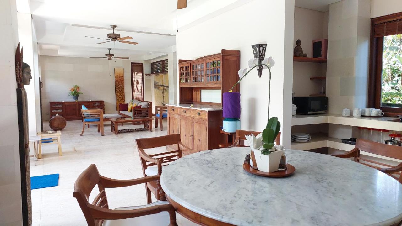 Rumah Isah Villa *