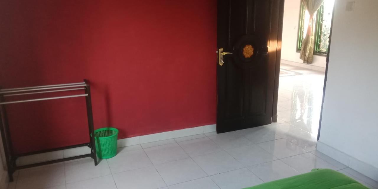 Ibu Ana