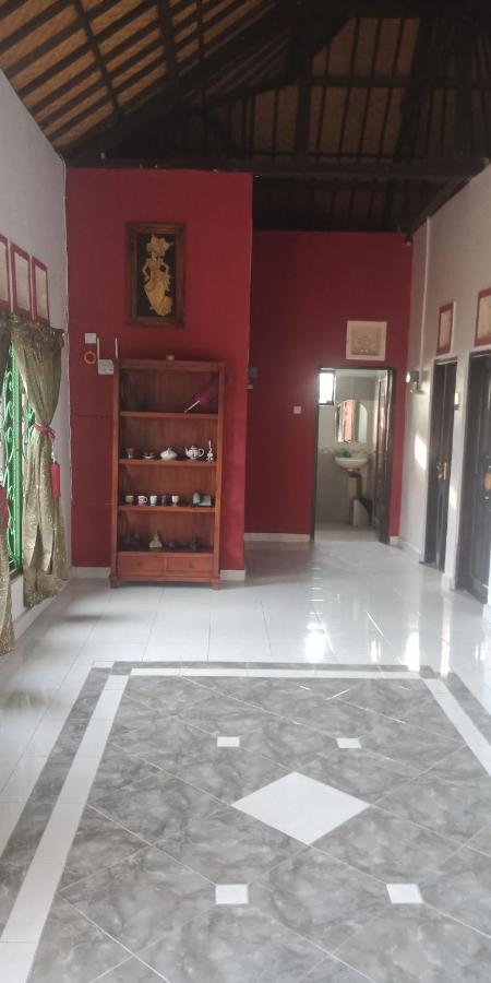 Ibu Ana * Tabanan (Bali)