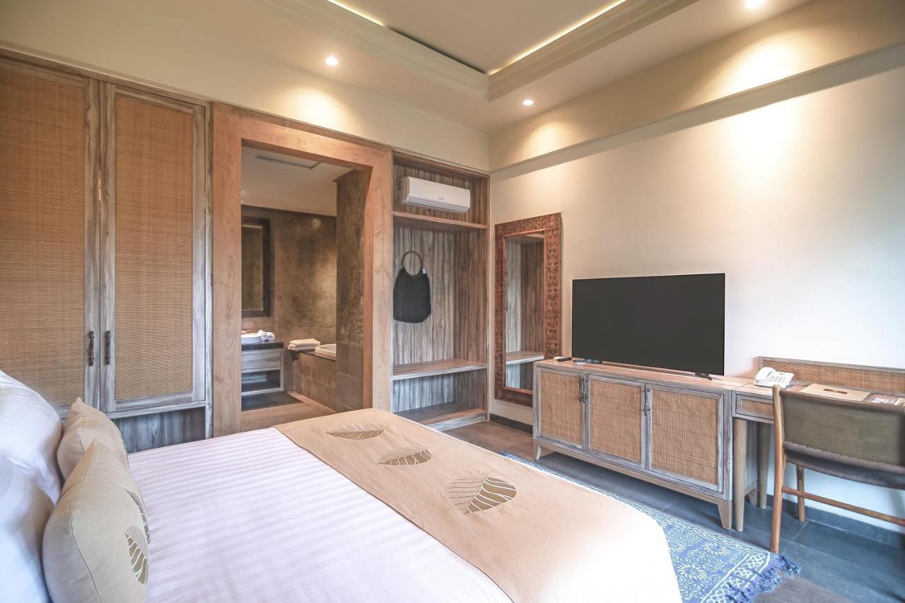Villa Daun Lebar