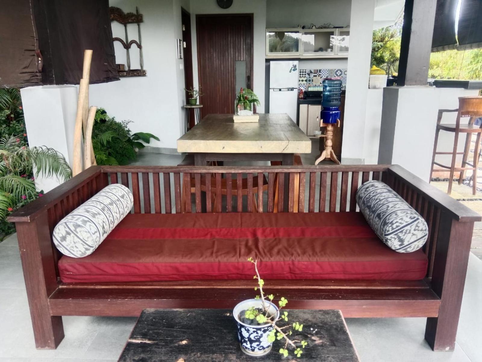 Jero Tumbuk Private Villa Selat