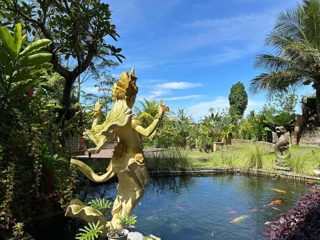 Jero Tumbuk Private Villa *