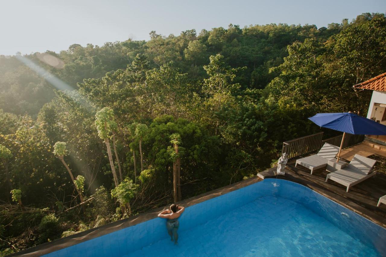 Abasan Hill And Hotel