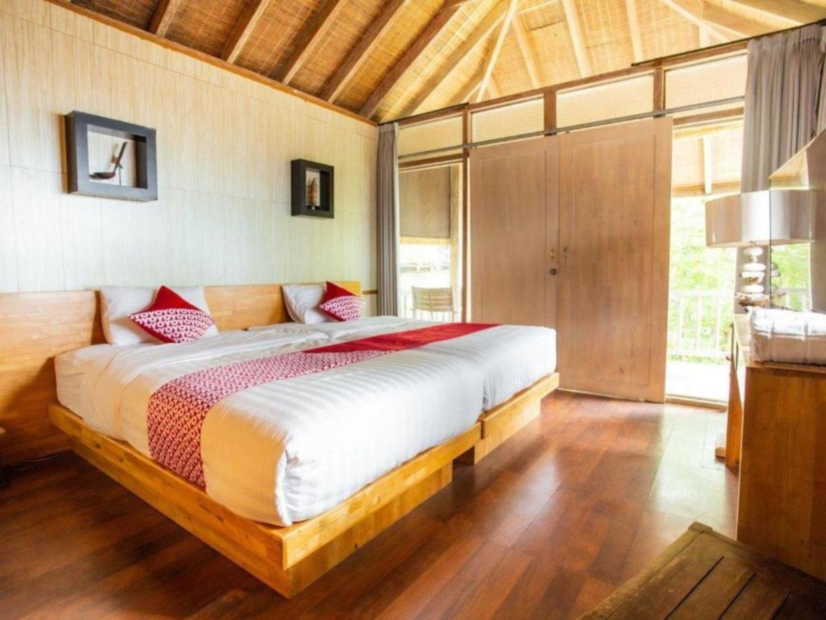 The Tree House Bed & Breakfast 3*