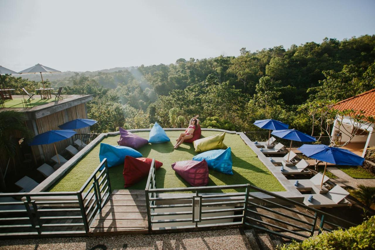 Abasan Hill And Hotel Toyapakeh