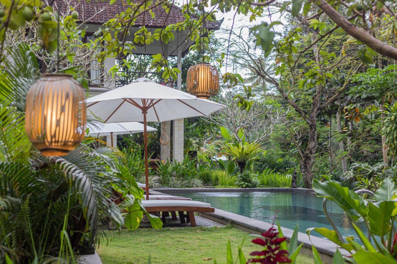 Suara Air Luxury Villa *