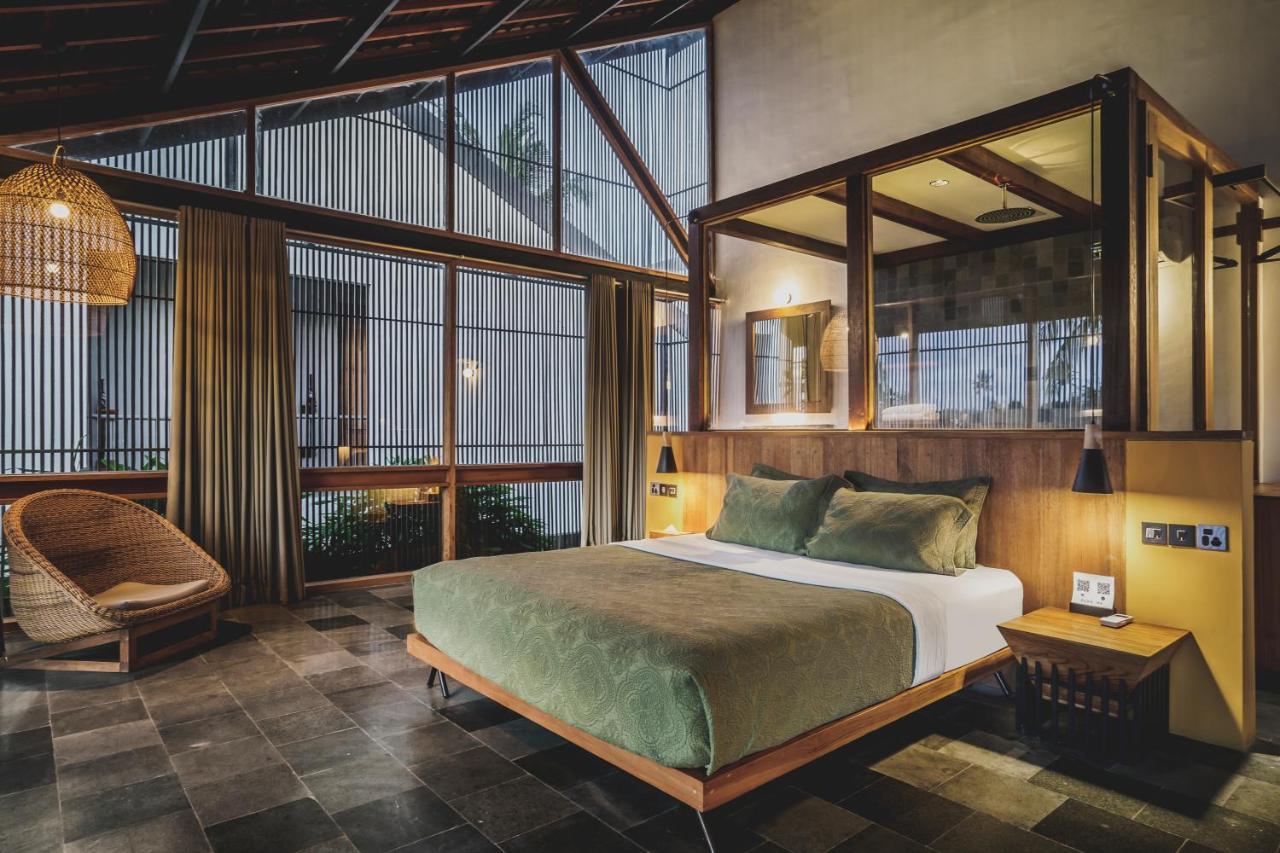The Saren Hotel