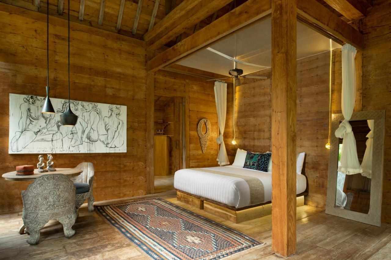 Resor Blue Karma Village