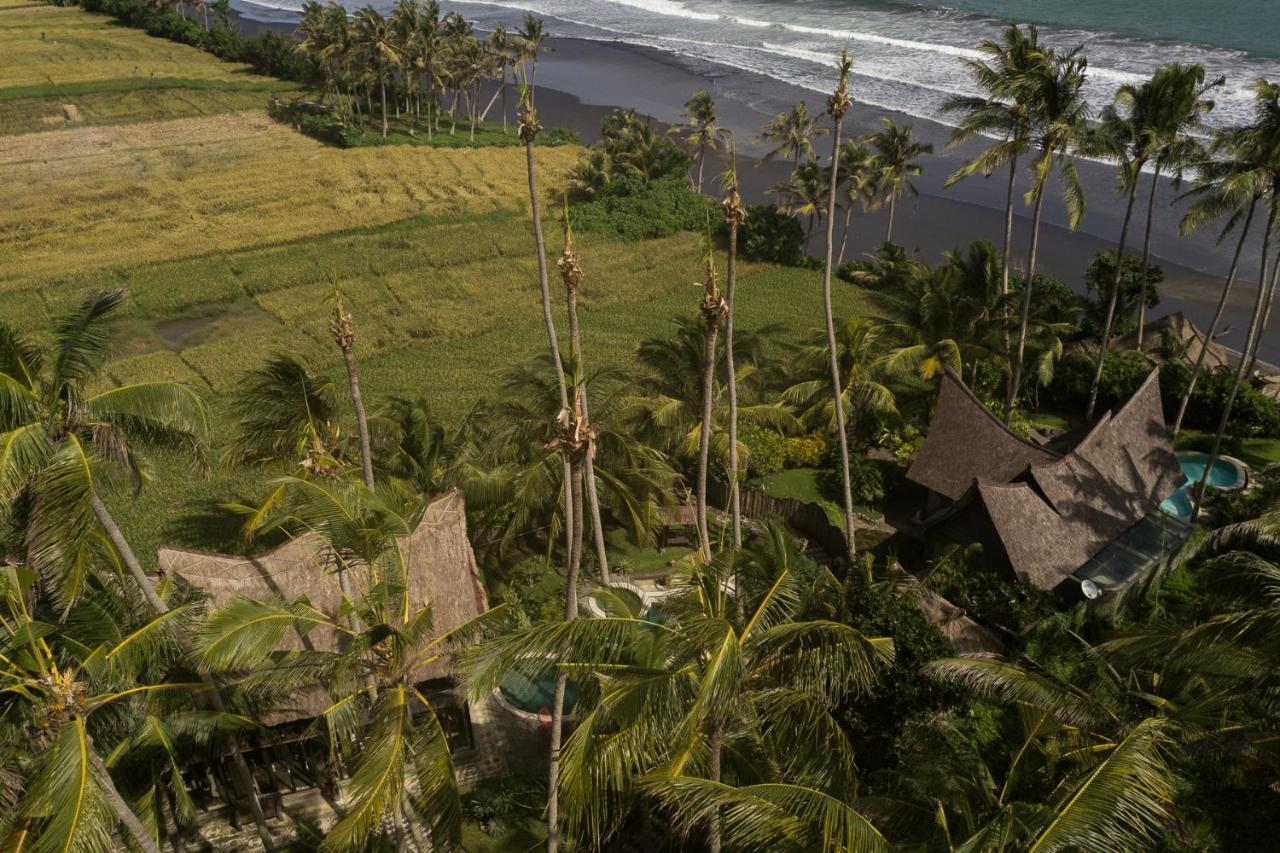 Absolute Beachfront Laut Villa Tabanan (Bali)
