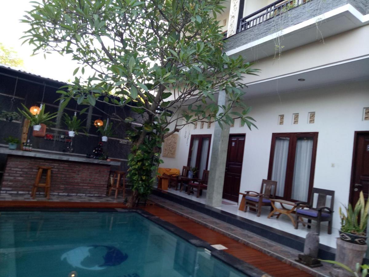 Homestay Pujihouse One Legian (Bali)