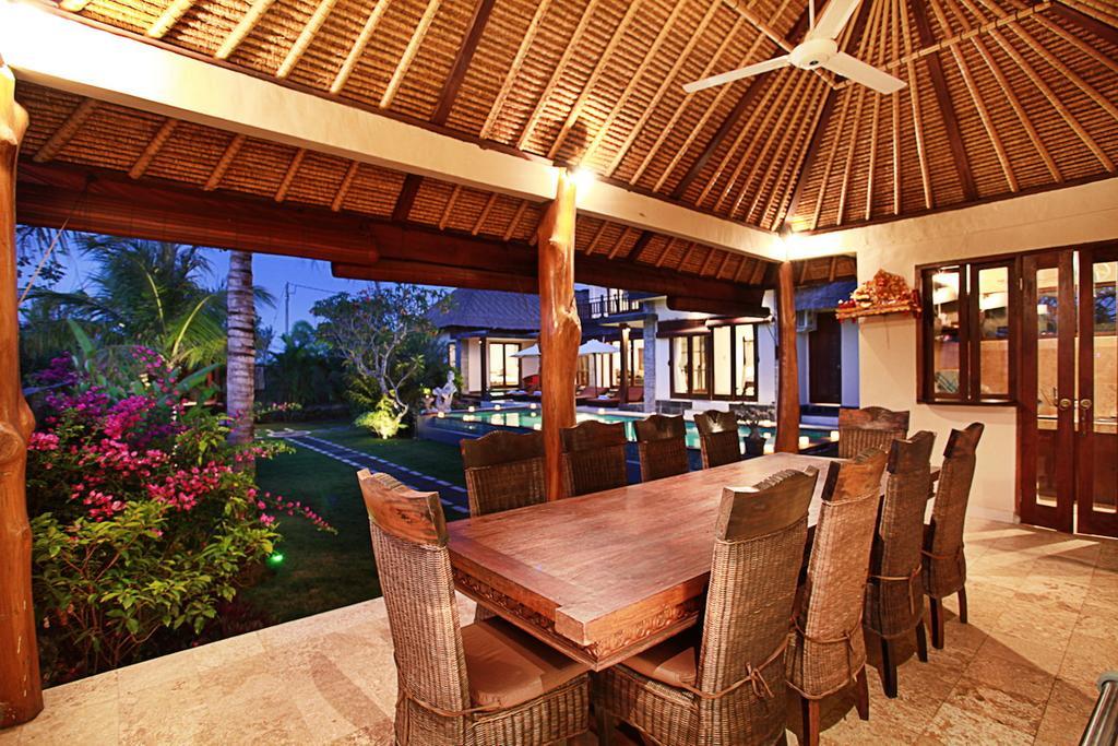 Balangan Villa *