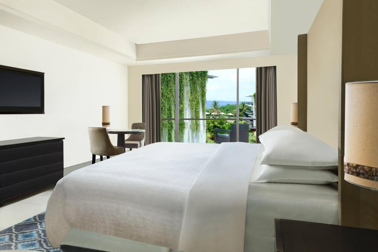Resort Sheraton Bali Kuta 5*
