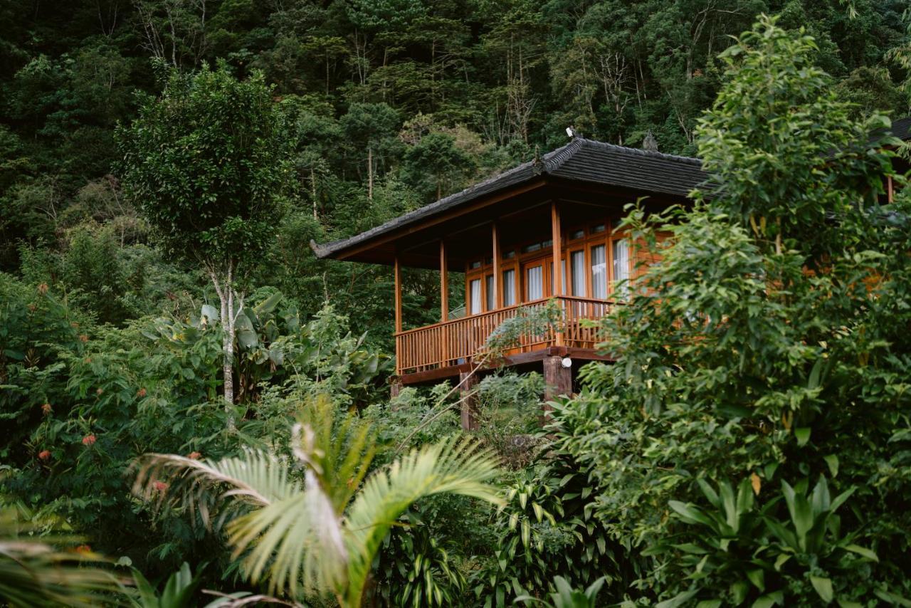Menir Villa Munduk (Bali)