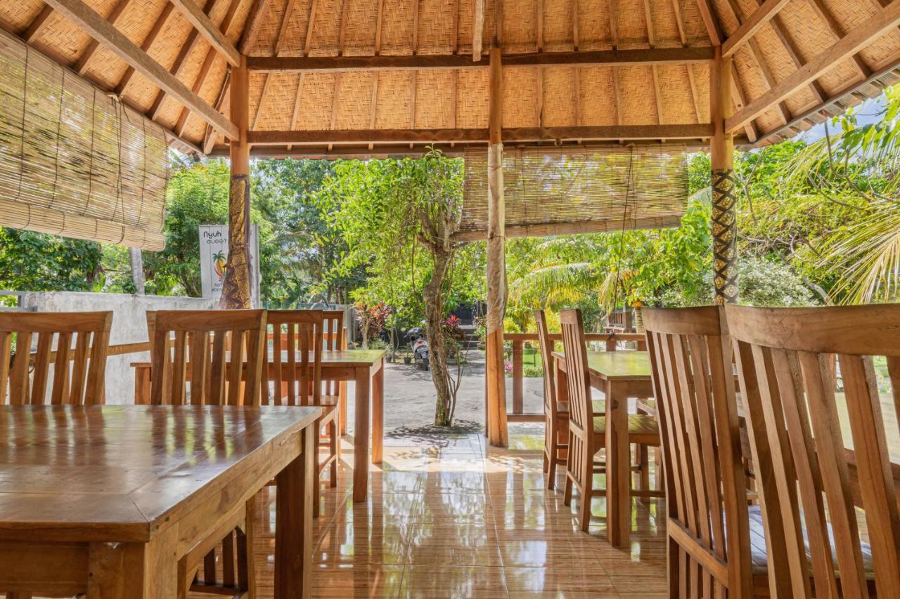 Guest house Nyuh Kadah *