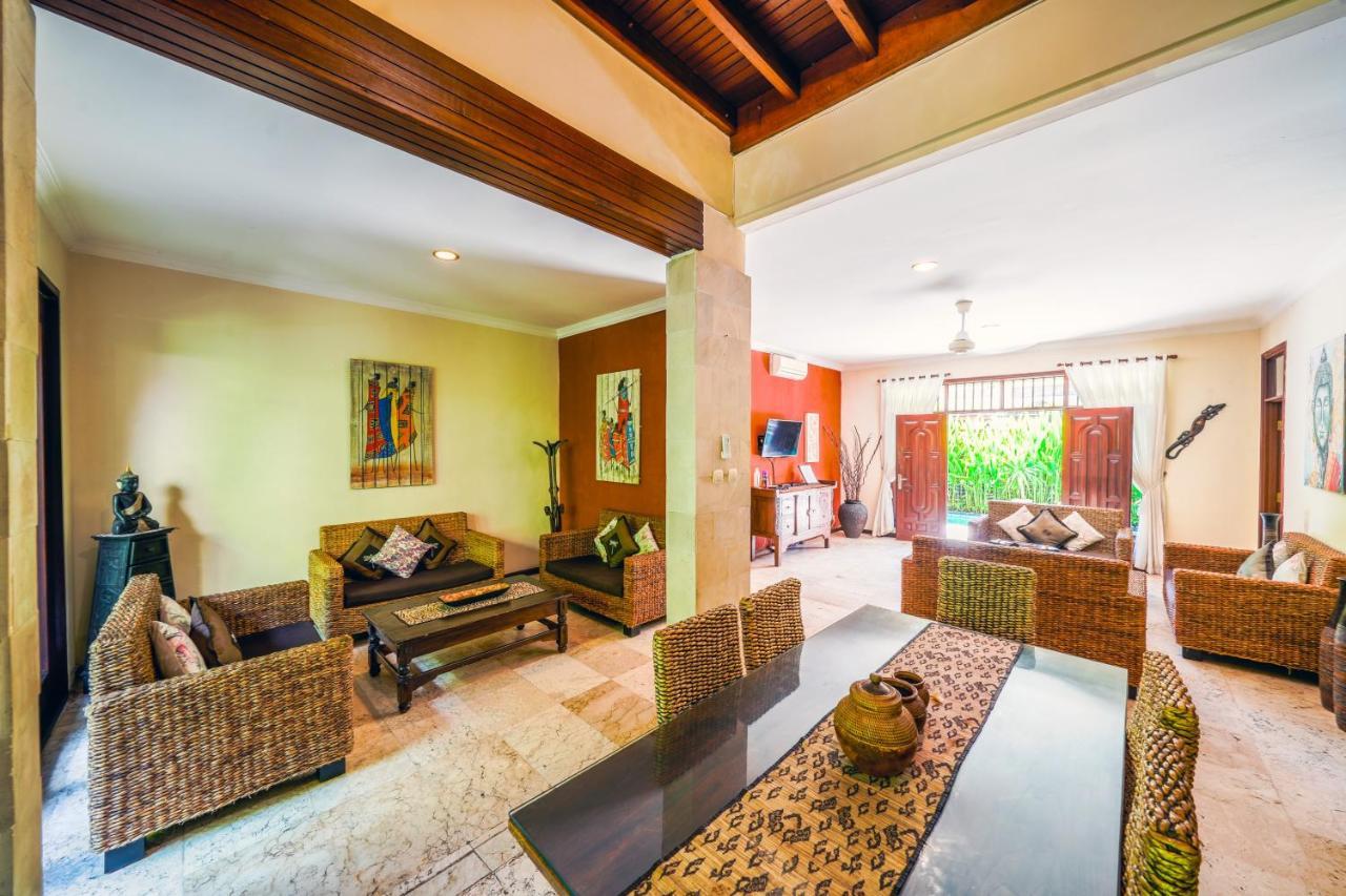 Villa De Cinta - Kuta - 5 Bedrooms - Heart Of Kuta *