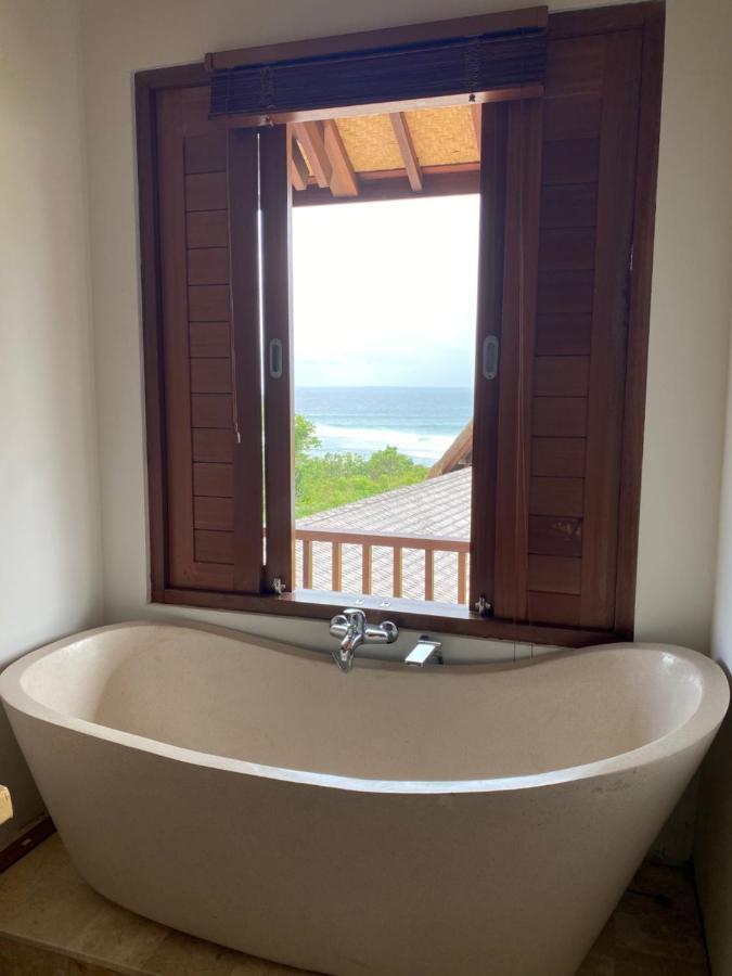 Bombora Balangan Jimbaran (Bali)