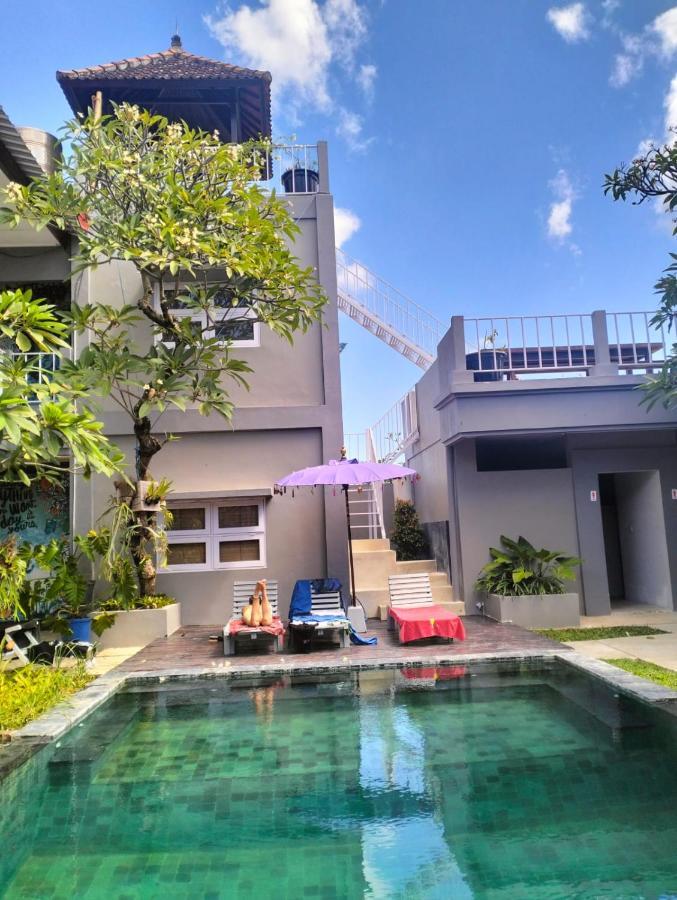 The Island Bali Hostel *